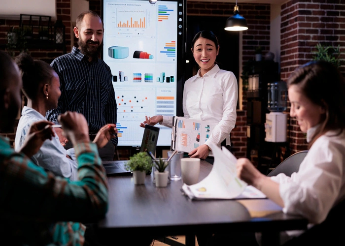 doanh-nghiep-can-dau-tu-vao-dich-vu-seo-tong-the