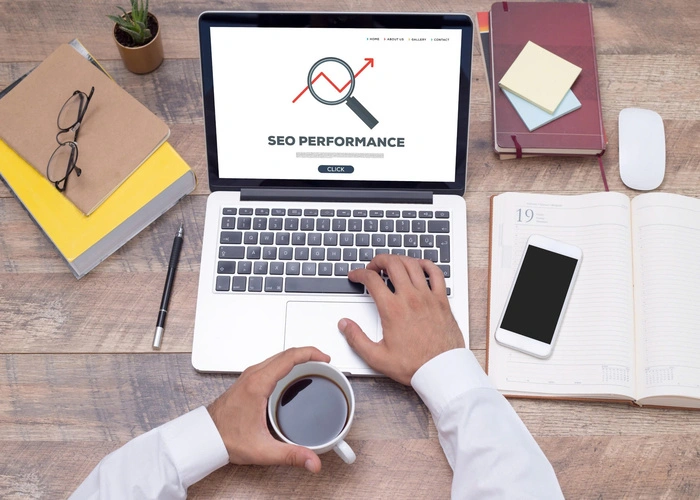 dich-vu-seo-tong-the-bi-quyet-giup-website-tang-truong-traffic